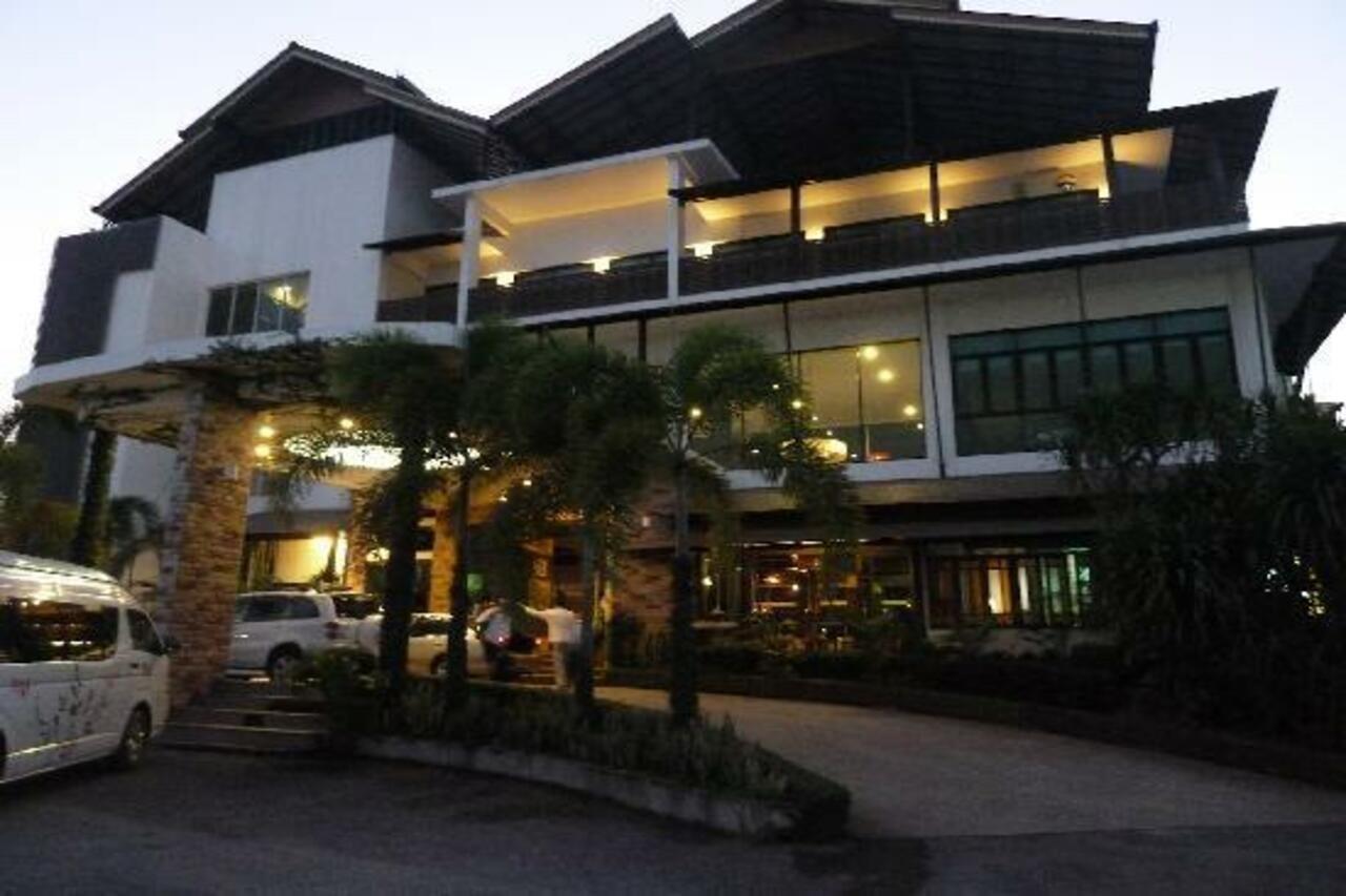 Hotel The Mantrini Chiang Rai-Sha Extra Plus Exterior foto